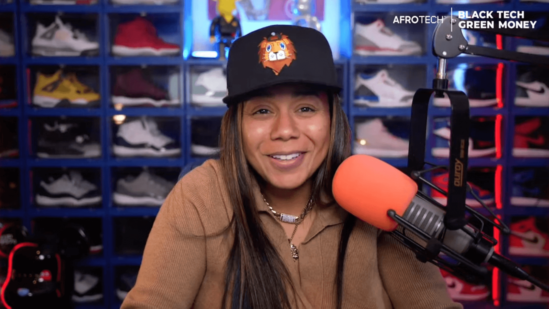 After Catapulting An Instagram Page From 300K To 2.2M, Nicky Saunders Has Tips To Help You Grow Your Digital Footprint