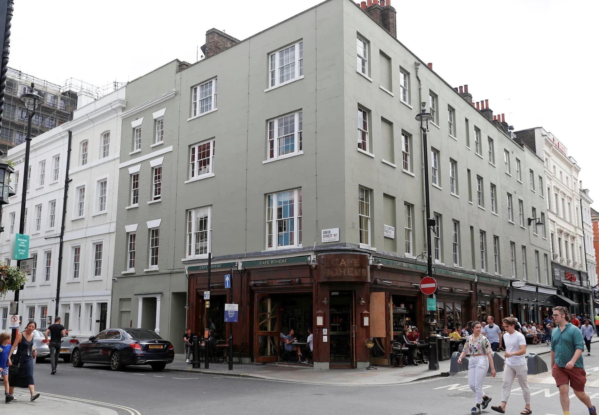 Is Soho House Still Exclusive? Members Weigh In As The 'Club For Creatives' Goes Private In $2.7B Deal Is Soho House Still Exclusive? Members Weigh In As The 'Club For Creatives' Goes Private In $2.7B Deal