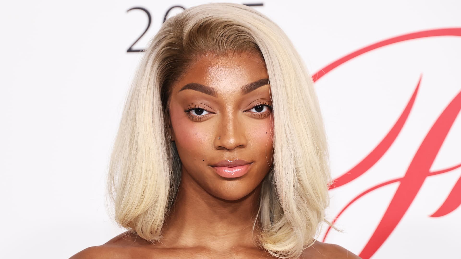 Angel Reese Once Said The WNBA Doesn’t Pay Her Bills, Now She’s One Of The Top-Paid Women Athletes In 2025 Thanks To Earnings Off The Court Angel Reese Once Said The WNBA Doesn’t Pay Her Bills, Now She’s One Of The Top-Paid Women Athletes In 2025 Thanks To Earnings Off The Court